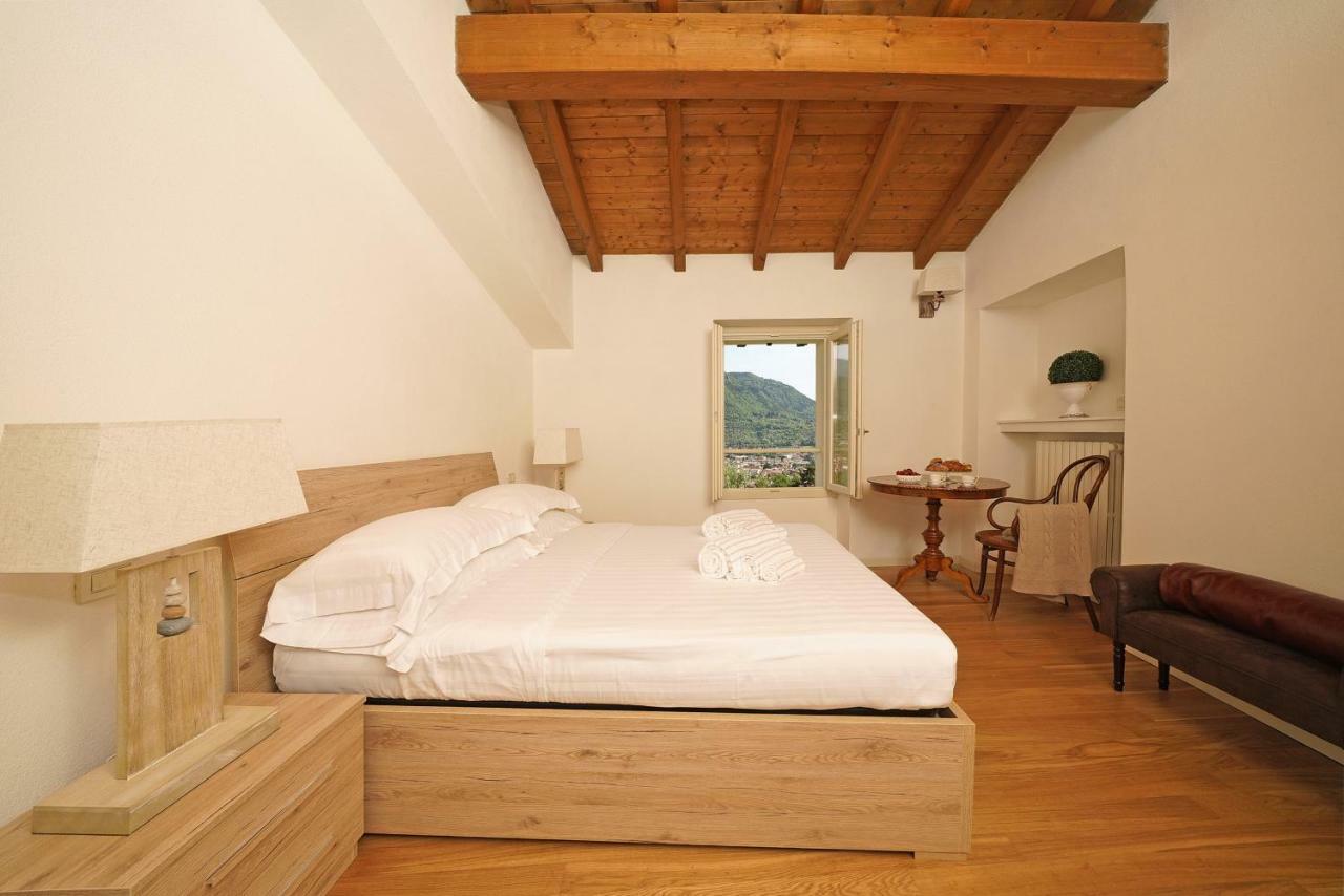Tenuta La Pineta Salò Екстериор снимка